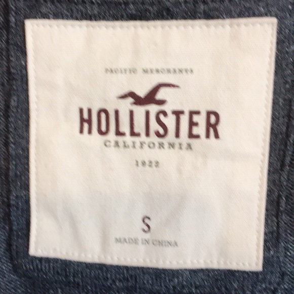 Hollister | Grey Ruffled Cardigan - Picture 3 of 3
